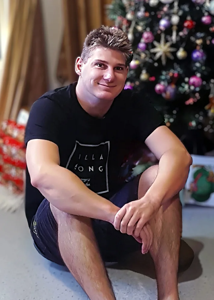 Josh Arieni's portrait